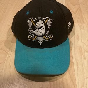 Hockey Anaheim ducks hat